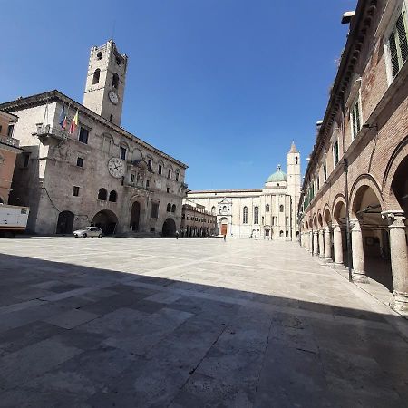 La Chicca In Centro - Centro Storico Ascoli Piceno Apartment ภายนอก รูปภาพ