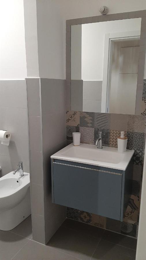 La Chicca In Centro - Centro Storico Ascoli Piceno Apartment ภายนอก รูปภาพ